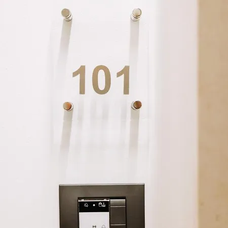 Suite1212 - Bandiera * מונופולי