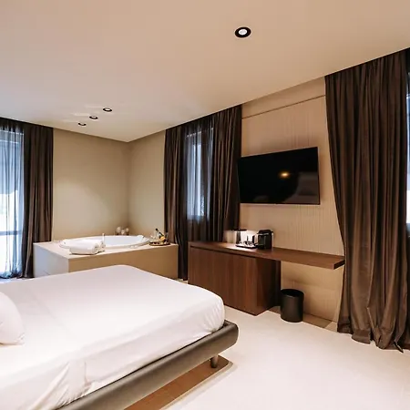 Suite1212 - Bandiera Bed & Breakfast Monopoli